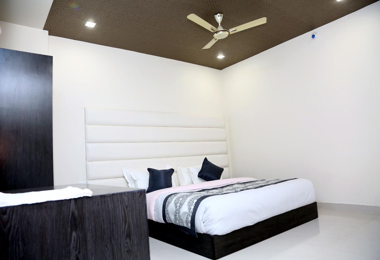 Chittorgarh Hotel Royal Inn מראה חיצוני תמונה