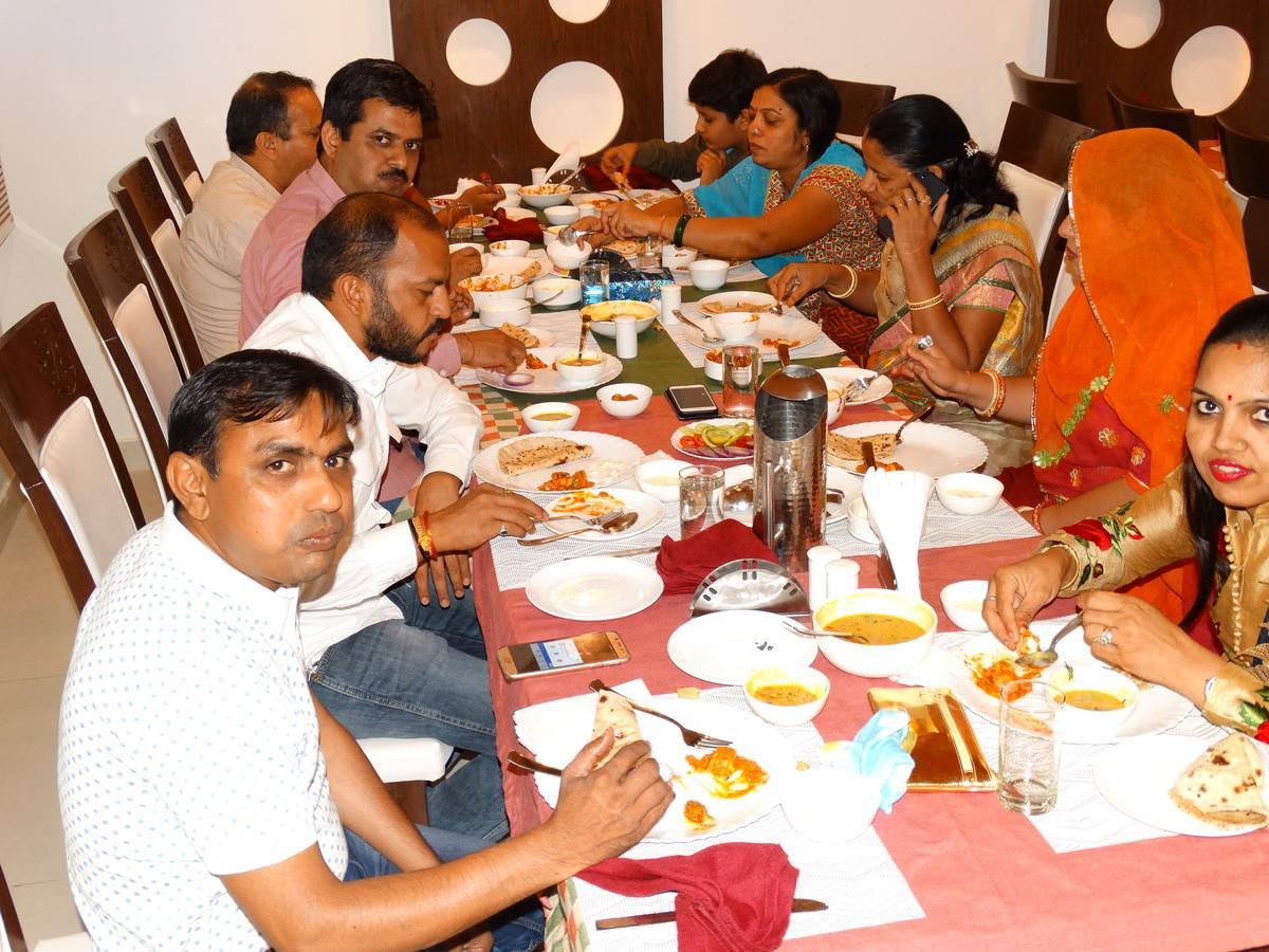 Chittorgarh Hotel Royal Inn מראה חיצוני תמונה